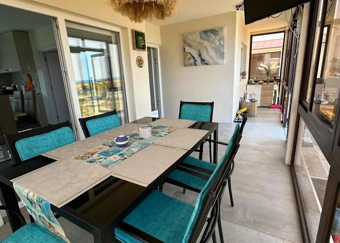 морски бриз * 洛泽内茨